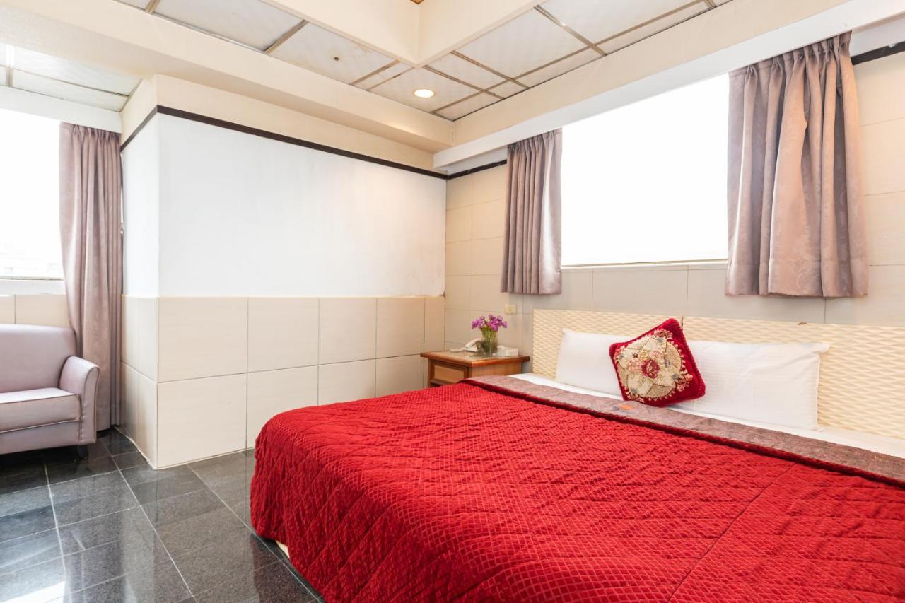 Yi Pin Business Hotel Đào Viên Ngoại thất bức ảnh