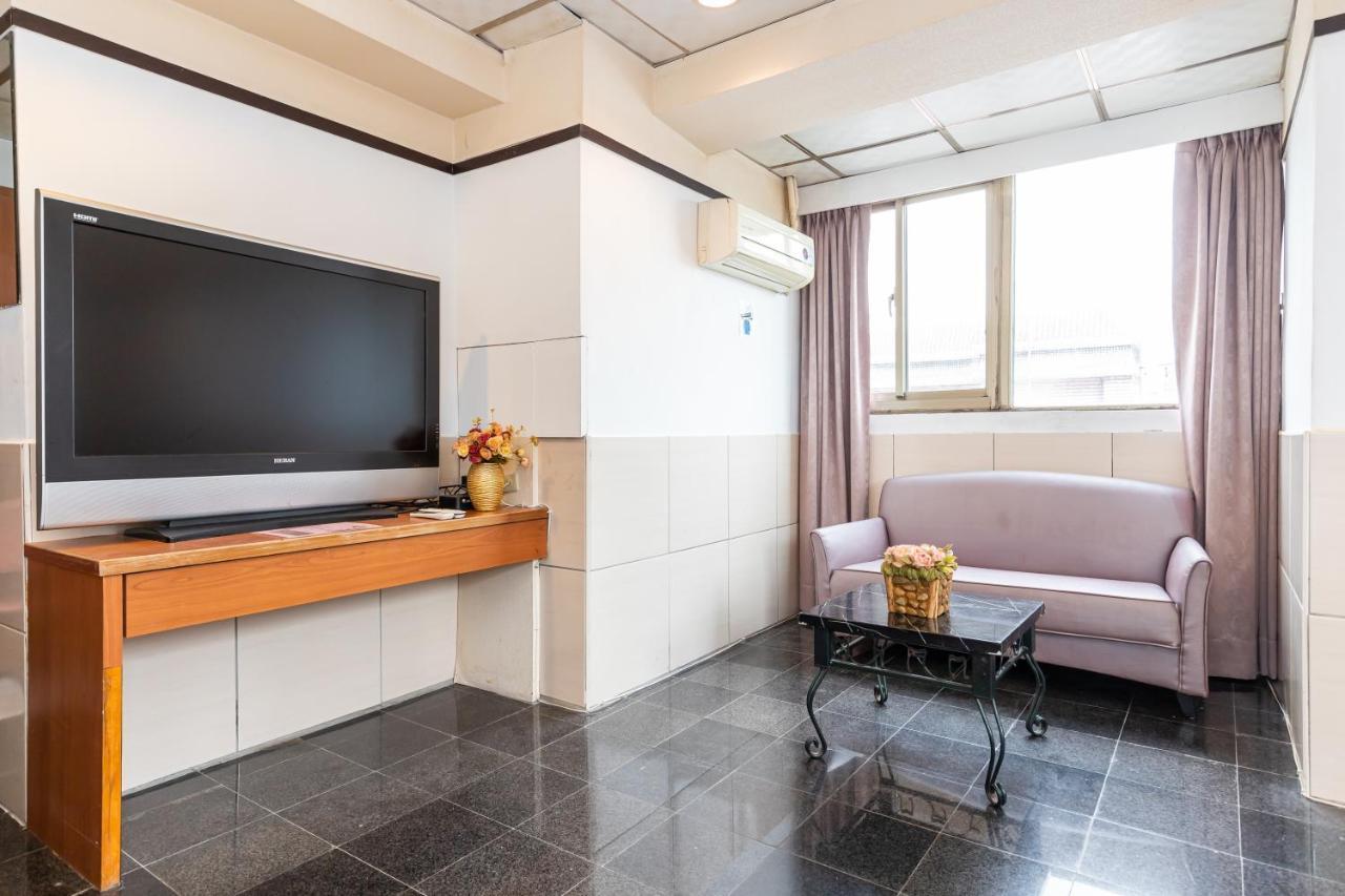 Yi Pin Business Hotel Đào Viên Ngoại thất bức ảnh
