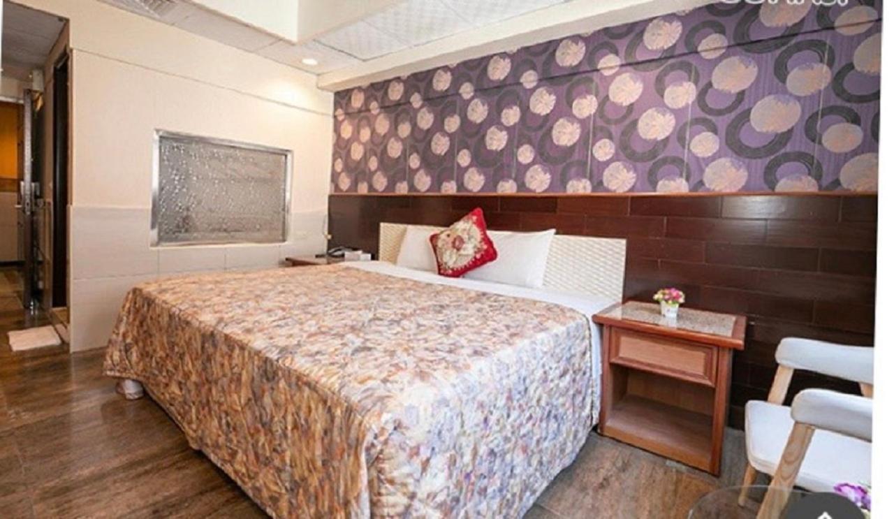 Yi Pin Business Hotel Đào Viên Ngoại thất bức ảnh