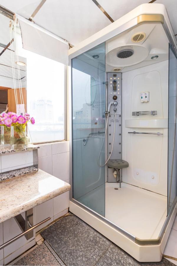 Yi Pin Business Hotel Đào Viên Ngoại thất bức ảnh