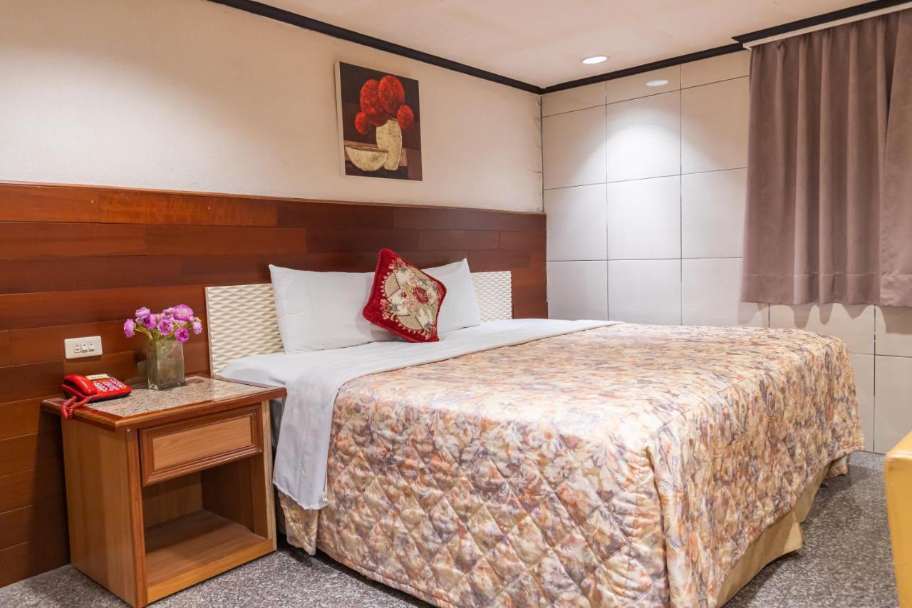 Yi Pin Business Hotel Đào Viên Ngoại thất bức ảnh