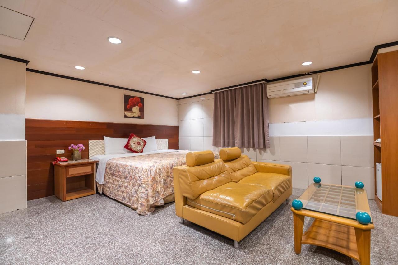 Yi Pin Business Hotel Đào Viên Ngoại thất bức ảnh