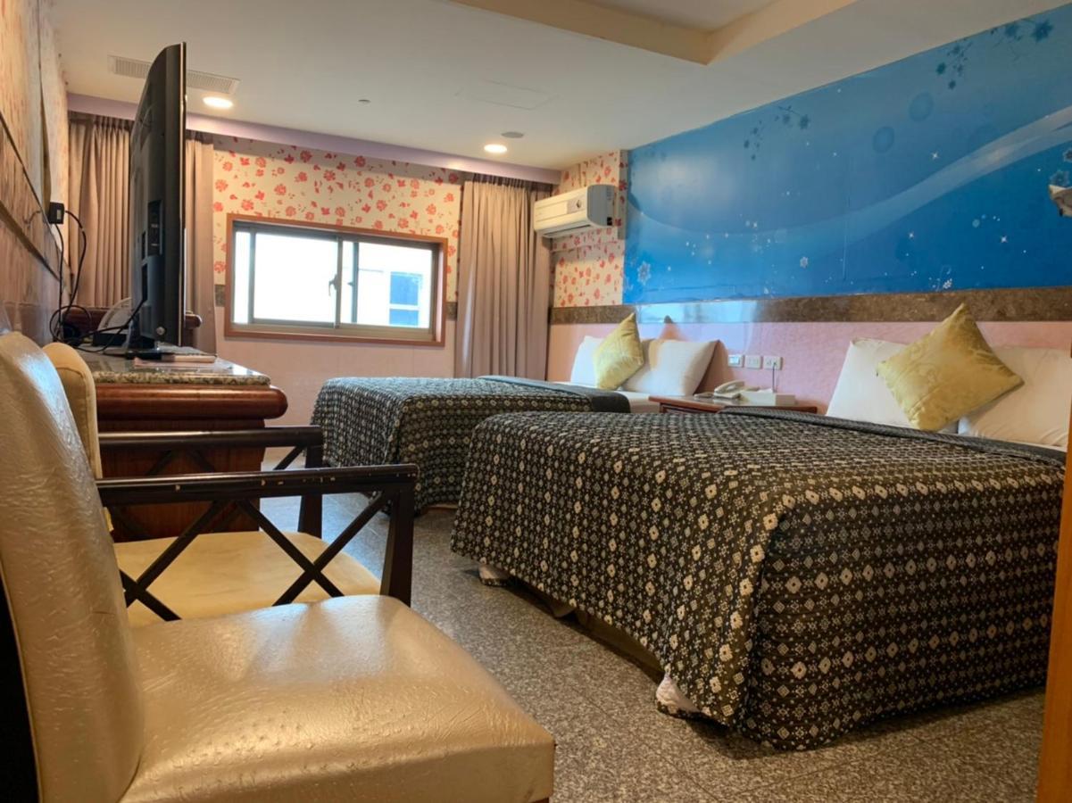 Yi Pin Business Hotel Đào Viên Ngoại thất bức ảnh