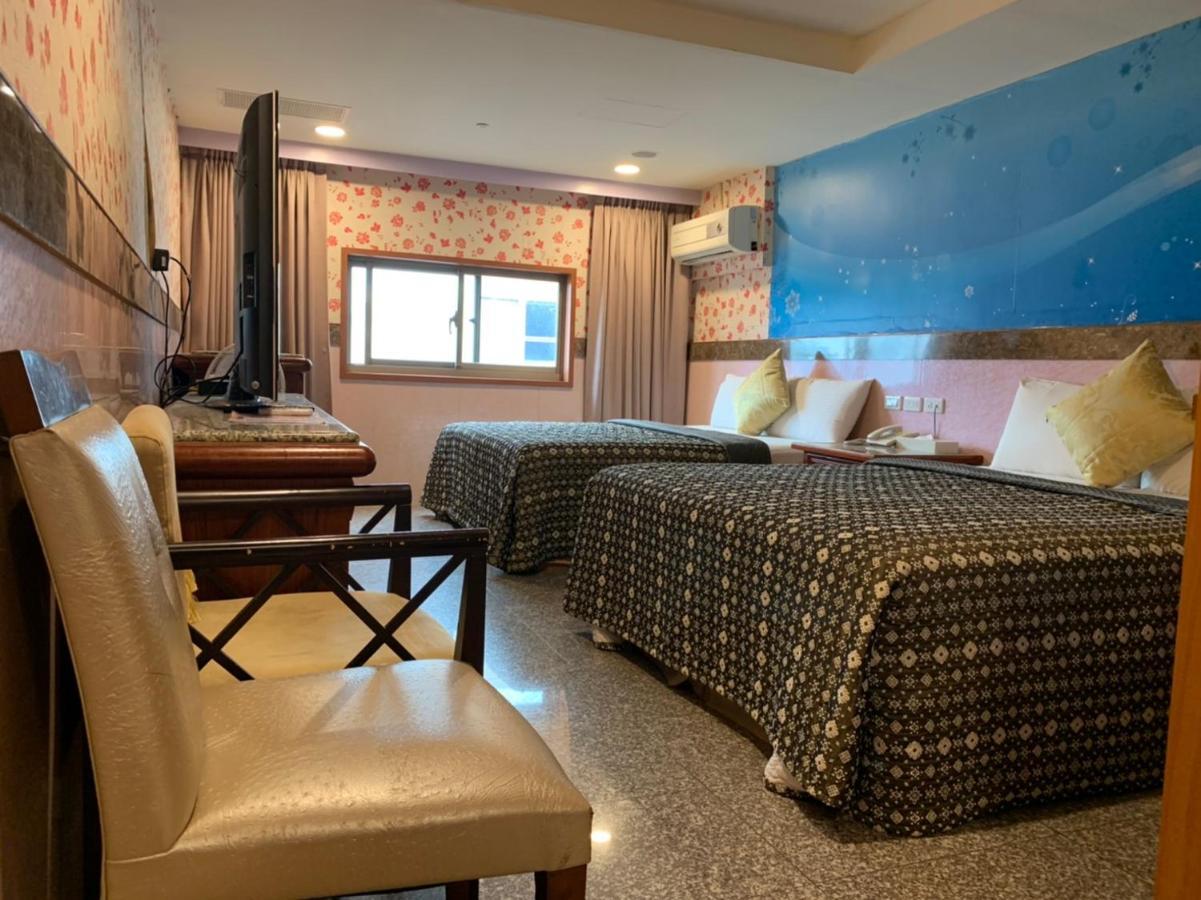 Yi Pin Business Hotel Đào Viên Ngoại thất bức ảnh